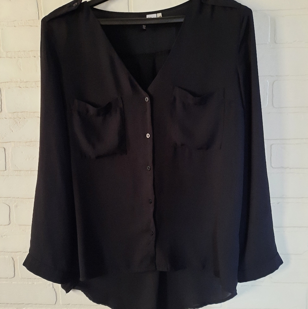 H&M Black V-Neck Blouse